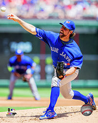 R.A. DICKEY TORONTO BLUE JAYS PITCHING IN ACTION 8X10 PHOTO