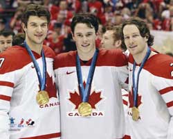 BLACKHAWKS TRIO TOEWS, KEITH AND SEABROOK TEAM CANADA GOLD MEDAL 2010 8X10 PHOTO