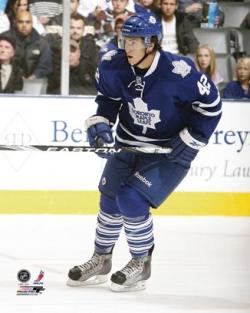 TYLER BOZAK IN ACTION TORONTO MAPLE LEAFS 2013 8X10 PHOTO