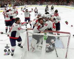 WASHINGTON CAPITLAS CELEBRATE STANLEY CUP 2018 PHOTO